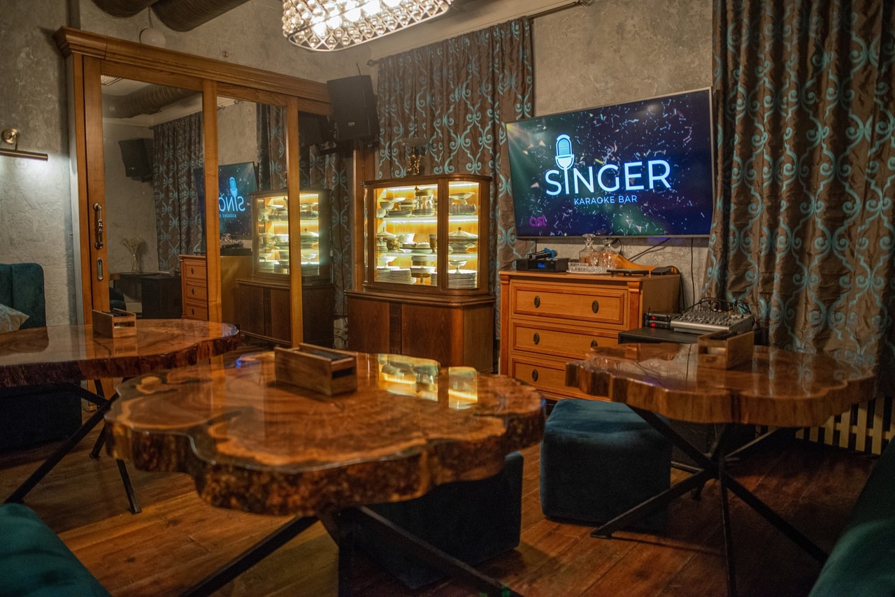 SINGER